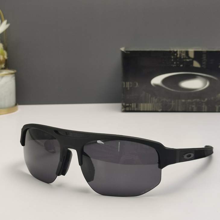 Picture of Oakley Sunglasses _SKUfw66123955fw